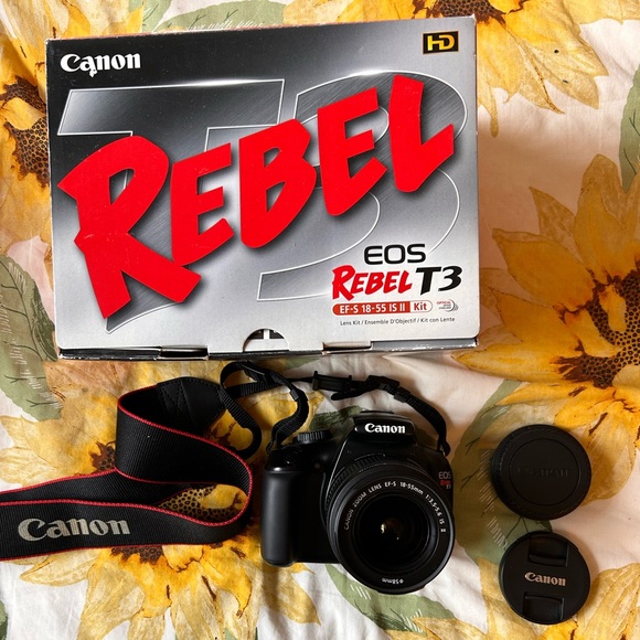 CANON EOS REBEL T3 DLSR CAMERA - Picture 4 of 6